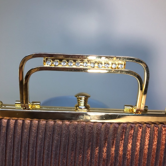 Bronze brown evening purse - Picture 3 of 5